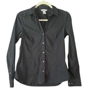 Women’s Button-down Blouse